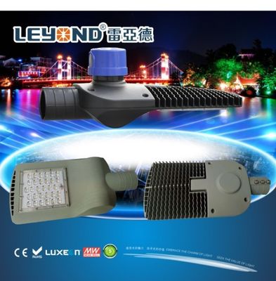 Meanwell Driver IP65 Outdoor LED Street Lights Lumnileds Chips 5 Year Warranty high quality MOQ 1 pc OEM optional exw